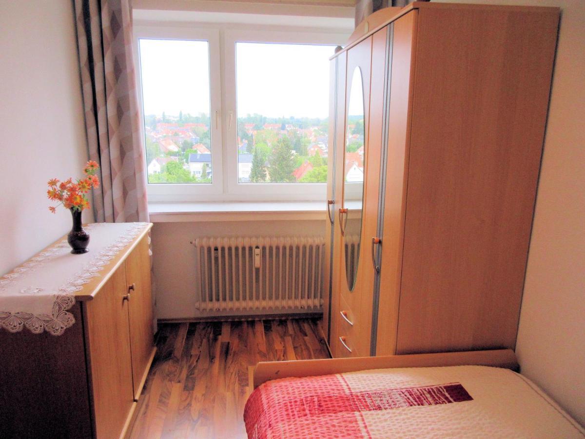 Private Apartment Near Fair Ground Hanovra Exterior foto