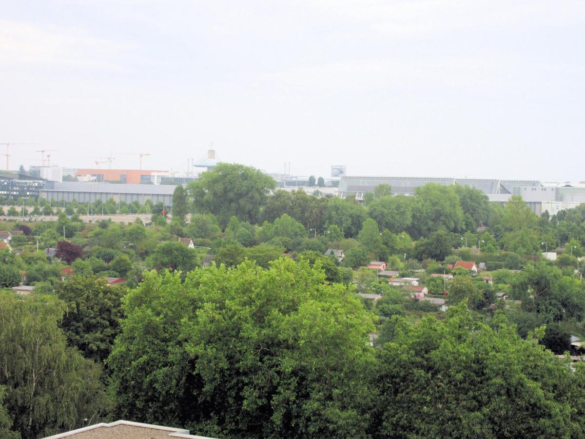 Private Apartment Near Fair Ground Hanovra Exterior foto